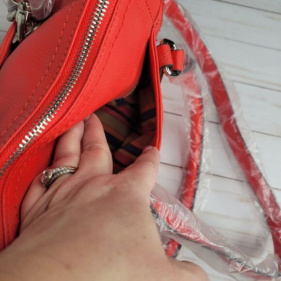 Tignanello Trendy Red Orange Leather Shoulder Bag Handbag - Picture 6 of 9